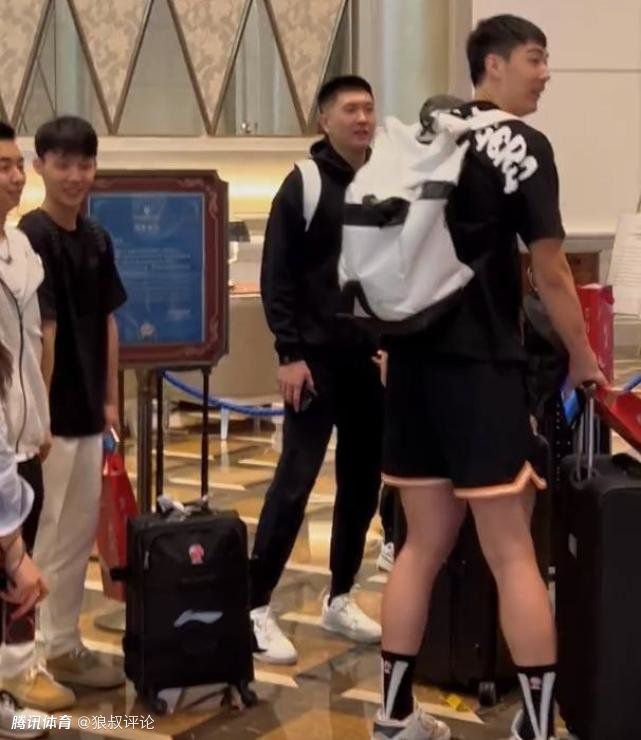 亚洲精品嫩草研究院久久